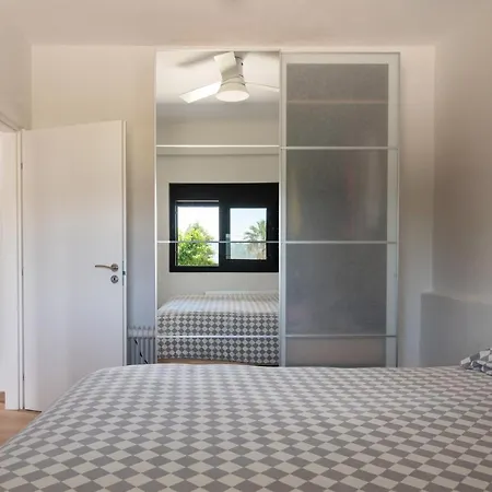 By The Sea Feriehus Paralia Sikias